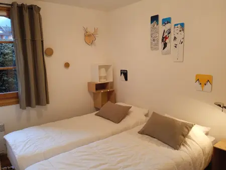 Appartement cosy, 2 chambres avec terrasse, proche pistes de ski, WIFI - La Clusaz - Photo 5
