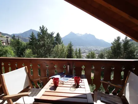 Appartement 2P Mezzanine 4 Pers à Briançon avec Balcon et Parking - Photo 1