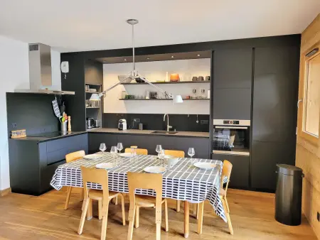 Appartement de charme avec jacuzzi et parking, 6 pers. aux Gets - Photo 1