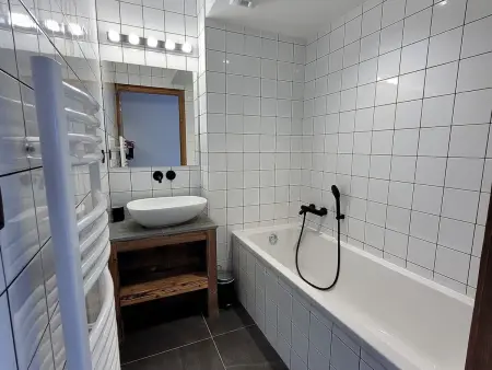Appartement de charme avec jacuzzi et parking, 6 pers. aux Gets - Photo 10