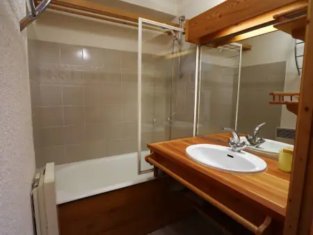 Appartement lumineux 2* 33m² avec balcon, pour 6 personnes à Arêches-Beaufort - Photo 5