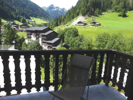 Appartement cosy 2 étoiles avec balcon et piscine – Idéal pour 4/5 pers. proche station de ski - Photo 8