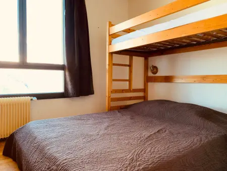 Bel appartement rénové avec parking privé, à Pra Loup - Photo 2