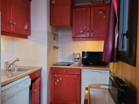 Bel appartement rénové avec parking privé, à Pra Loup - Photo 5