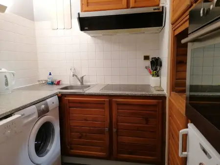 2 pièces rénové, spacieux, balcon sud, Pra Loup - Photo 2