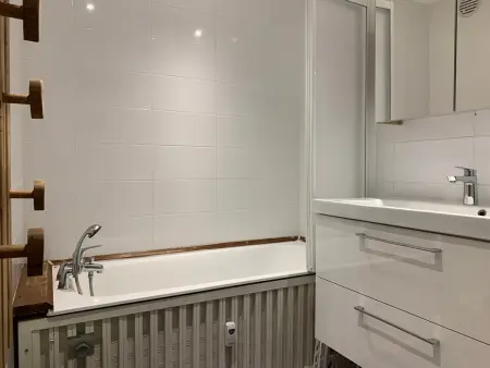 2 pièces rénové, spacieux, balcon sud, Pra Loup - Photo 4