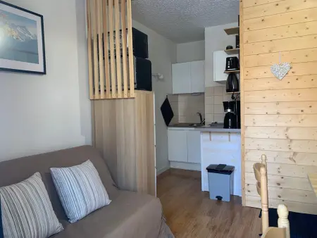 Studio mezzanine 4 pers, rénové, proche télécabine à Pra Loup - Photo 9
