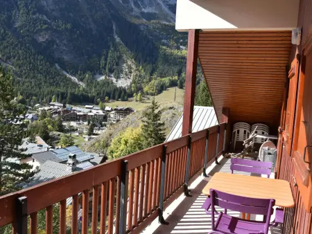 Appartement 4 pièces ensoleillé, balcon sud, près du téléphérique - Photo 9