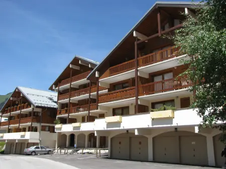 Appartement 4 pièces ensoleillé, balcon sud, près du téléphérique - Photo 15