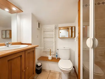 Appartement spacieux skis aux pieds avec parking et WIFI - Photo 7