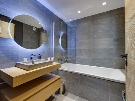 Appartement moderne au cœur de Tignes, idéal pour 7 personnes avec wifi inclus - Photo 12