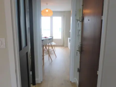 Appartement rénové 2 pièces, 4 pers, à 1000m de la plage - Photo 8