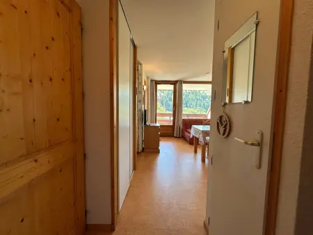 Appartement chaleureux 6 personnes proche pistes de ski - Photo 4