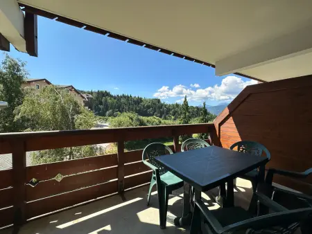 Appartement chaleureux 6 personnes proche pistes de ski - Photo 10