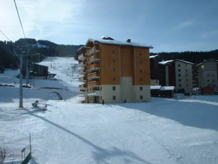 Appartement chaleureux 6 personnes proche pistes de ski - Photo 16