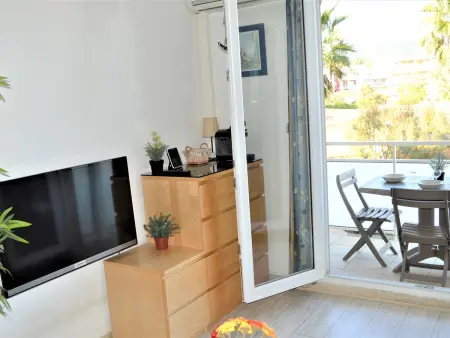 Studio rénové climatisé, 3 couchages, proche port et casino à Cavalaire-sur-Mer - Photo 5