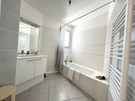 Appartement avec climatisation et parking - 4 pers. - Photo 10
