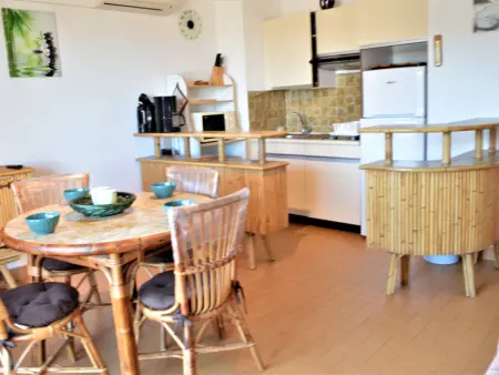 Appartement Climatisé 2P avec Parking, Proche Plage et Commerces à Cavalaire - Photo 4