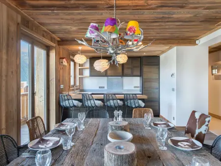 Appartement 4 chambres pour 10 pers. au cœur de Courchevel 1850 - Photo 2