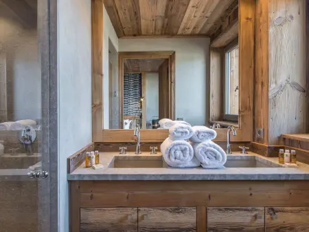 Appartement 4 chambres pour 10 pers. au cœur de Courchevel 1850 - Photo 9