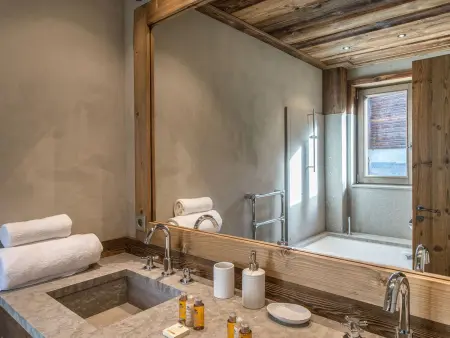 Appartement 4 chambres pour 10 pers. au cœur de Courchevel 1850 - Photo 10