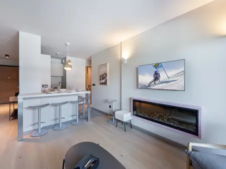 Appartement avec Espace Bien-Être à Megève, Piscine, Salle de Sport et Parking Électrique - Photo 1