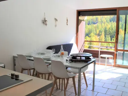 Studio cosy à Vars Les Claux, 4 couchages, balcon sud, au pied des pistes et proche commerces - Photo 1