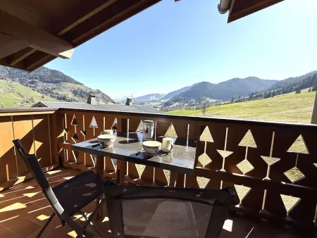 Appartement skis aux pieds avec balcon, parking et casier à ski à Praz-sur-Arly - Photo 10