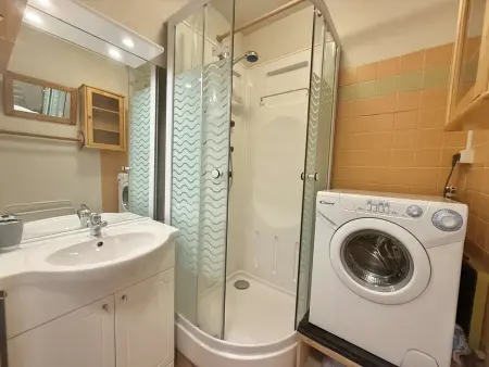 Appartement cosy à 500m du centre, 5 pers, terrasse, parking, casier à ski - Praz-sur-Arly - Photo 12