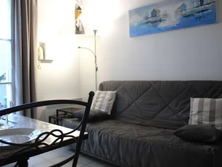 Charmant T1 bis 4 couchages, terrasse, St Martin de Ré - Photo 7