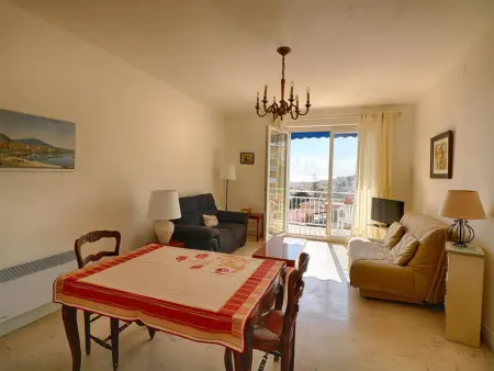 Ajaccio: Appart 2 pièces, 4 pers, parking, vue mer - Photo 7