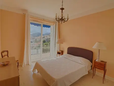 Ajaccio: Appart 2 pièces, 4 pers, parking, vue mer - Photo 10