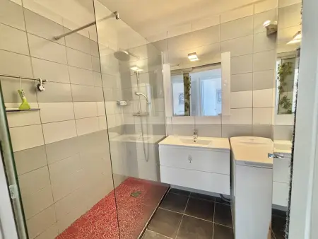 Appartement pieds dans l'eau avec terrasse et superbe vue mer, Tiuccia - Photo 9