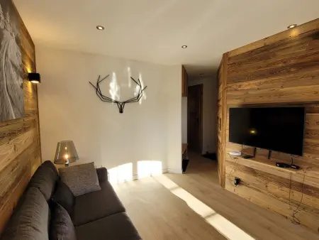 Appartement lumineux 2 chambres avec parking et vue montagnes - Photo 11