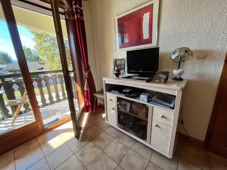 Appartement cosy proche centre et skibus, parking inclus - Photo 2