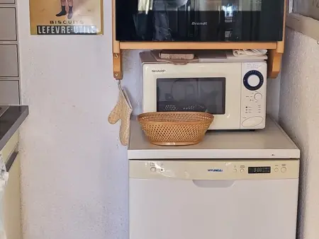 Appartement lumineux 6 pers, pied des pistes, balcon sud, ascenseur, proche commerces, Palais des Sports - Photo 8