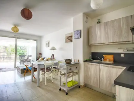 Appartement 3 pièces avec terrasse, à 350m de la plage, parking et clim – Calvi - Photo 8