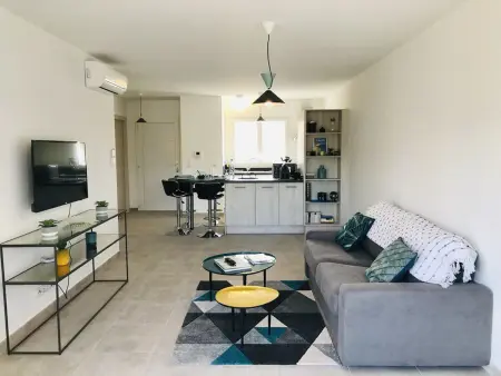 Appartement 2 pièces à Calvi avec terrasse et parking - Photo 11