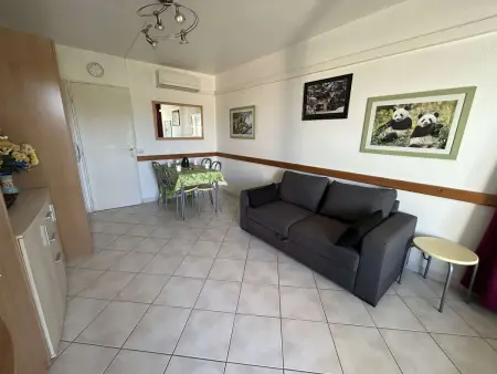 Studio climatisé avec piscine et parking - 4 couchages - Port Camargue - Photo 10