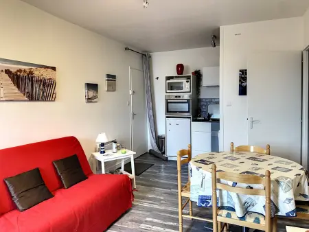 Appartement Familial Proche Plage et Forêt avec Parking Privé - Photo 5