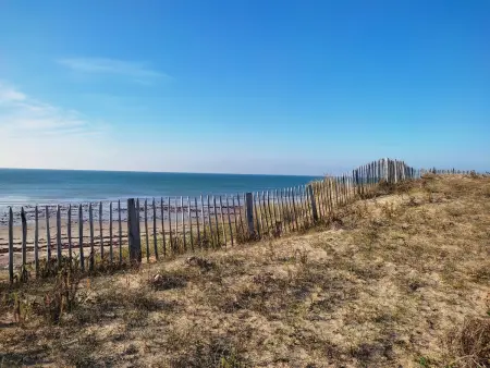 Appartement Familial Proche Plage et Forêt avec Parking Privé - Photo 7