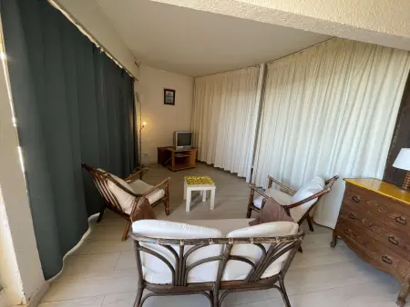 Studio cabine pour 4 avec piscine et parking à Port Camargue - Photo 8