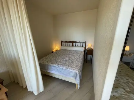 Studio cabine pour 4 avec piscine et parking à Port Camargue - Photo 9