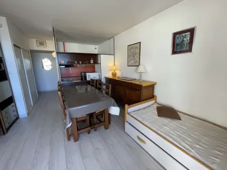 Studio cabine pour 4 avec piscine et parking à Port Camargue - Photo 12