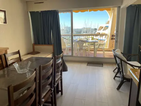Studio cabine pour 4 avec piscine et parking à Port Camargue - Photo 14