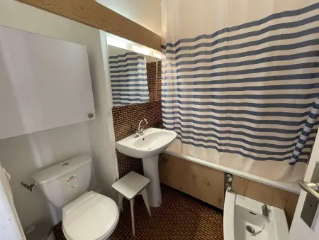 Studio cabine pour 4 avec piscine et parking à Port Camargue - Photo 19
