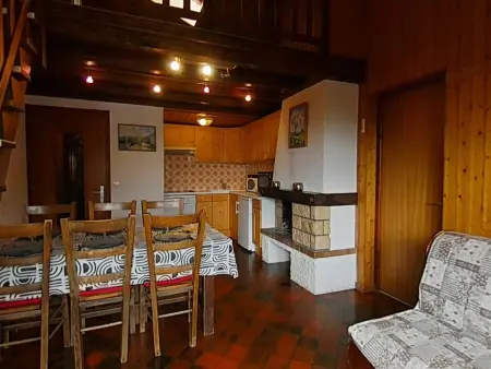 Appartement cosy 7 couchages, au pied des pistes, cheminée, parking - Photo 4