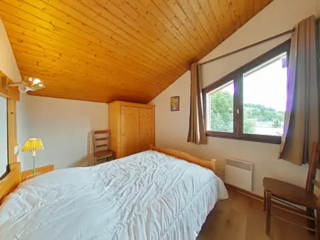 Appartement cosy 7 couchages, au pied des pistes, cheminée, parking - Photo 12