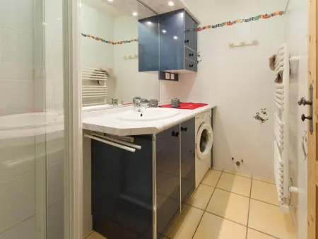 Appt rénové 3 pièces, 6 couchages, proche centre, ascenseur, lave-vaisselle, lave-linge - Photo 10