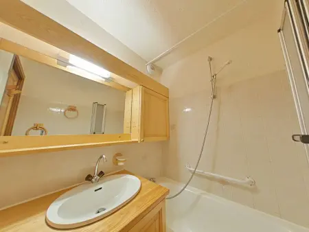 Centre, 2 pièces + mezzanine, balcon, ascenseur, 6 couchages - Photo 11
